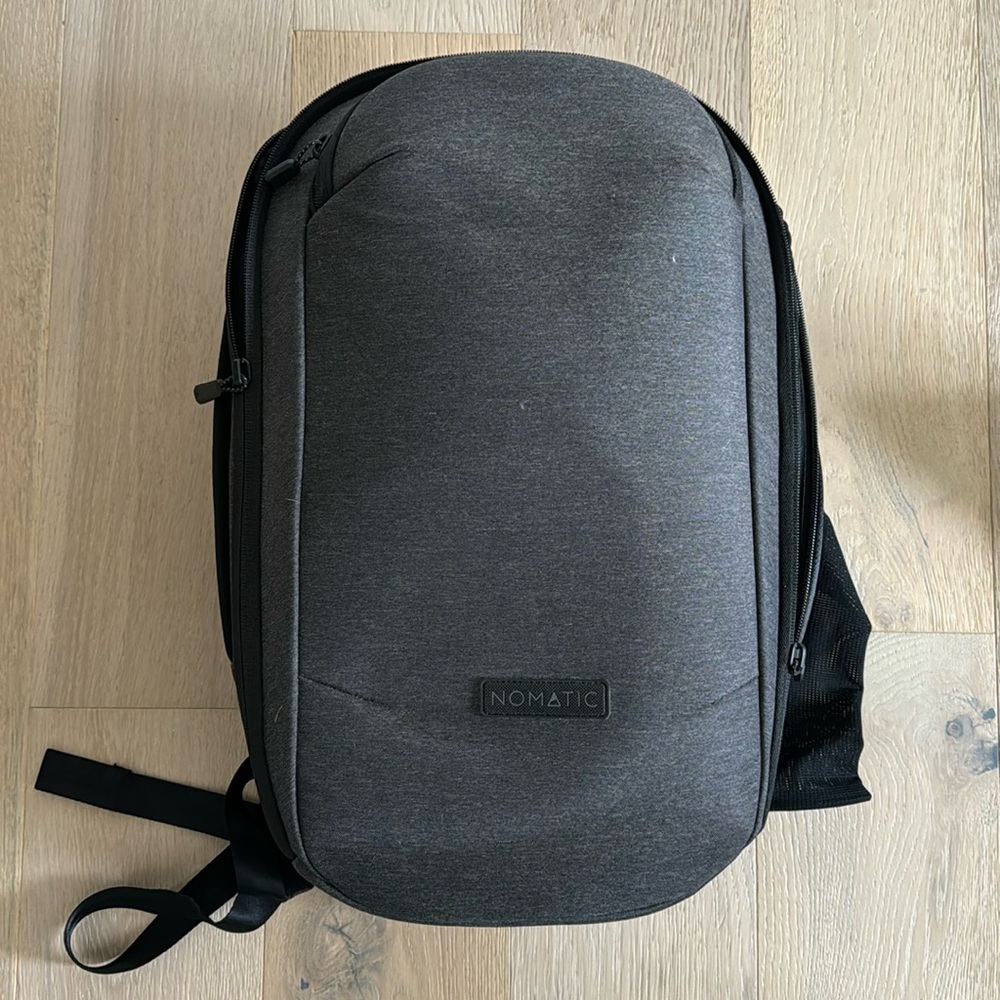Nomatic Navigator Lite Backpack - New with Tags